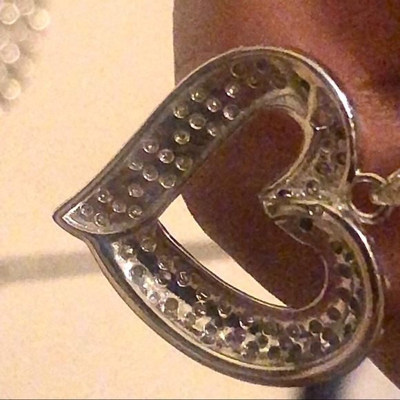 Sterling Silver Heart Pendant and chain - Picture 7 of 8